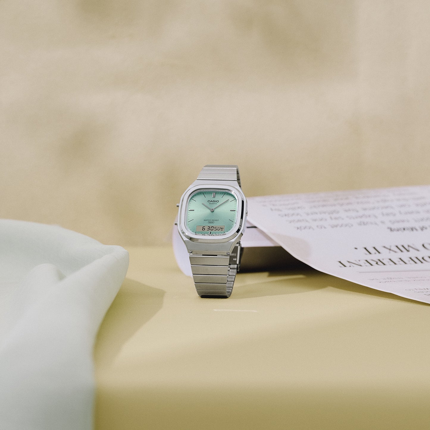Casio AQ240E-2A VINTAGE Silver