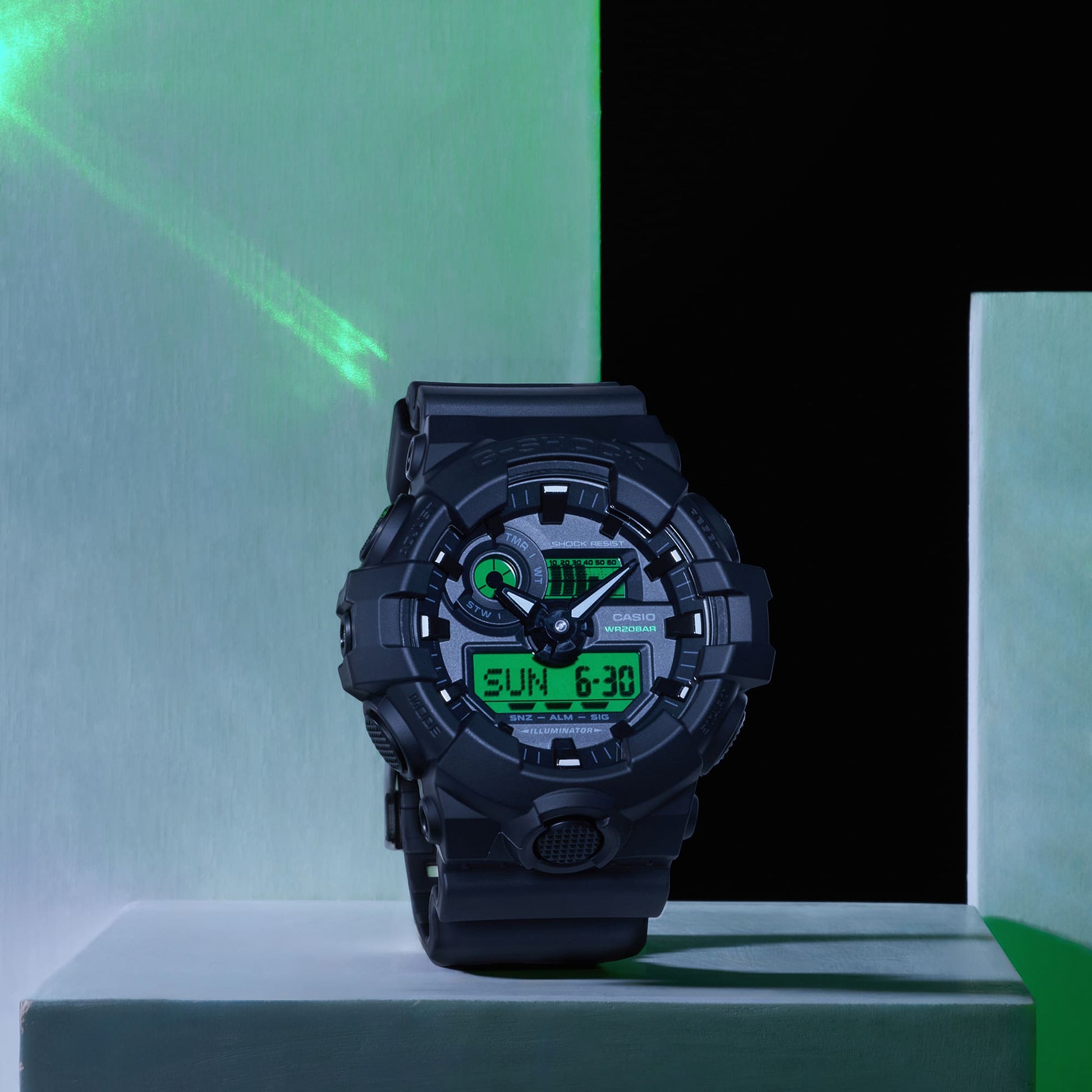 Casio GA700BEG-1A | G-SHOCK ANALOG-DIGITAL Black
