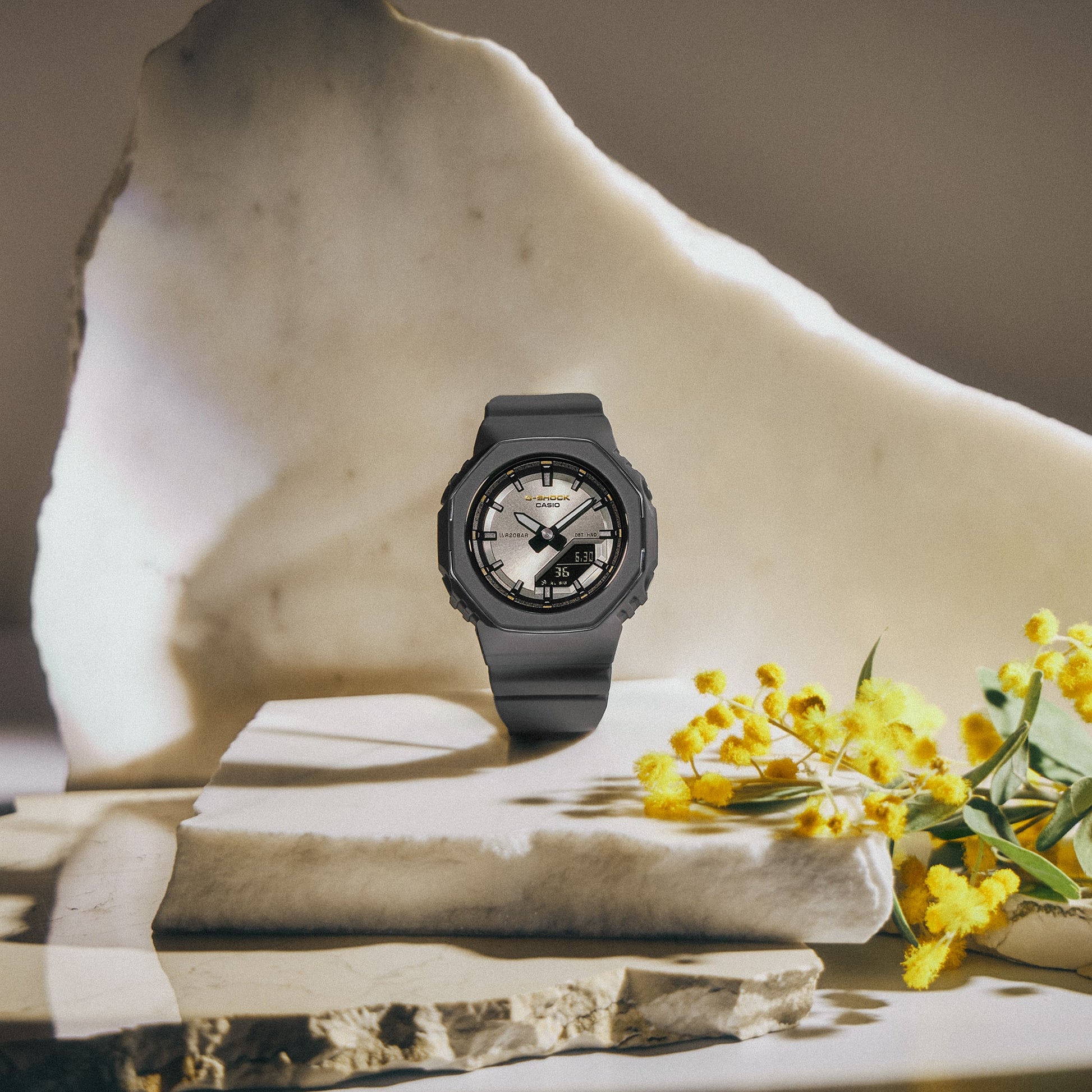 Casio GMAP2126W-8A | G-SHOCK ANALOG-DIGITAL Gray