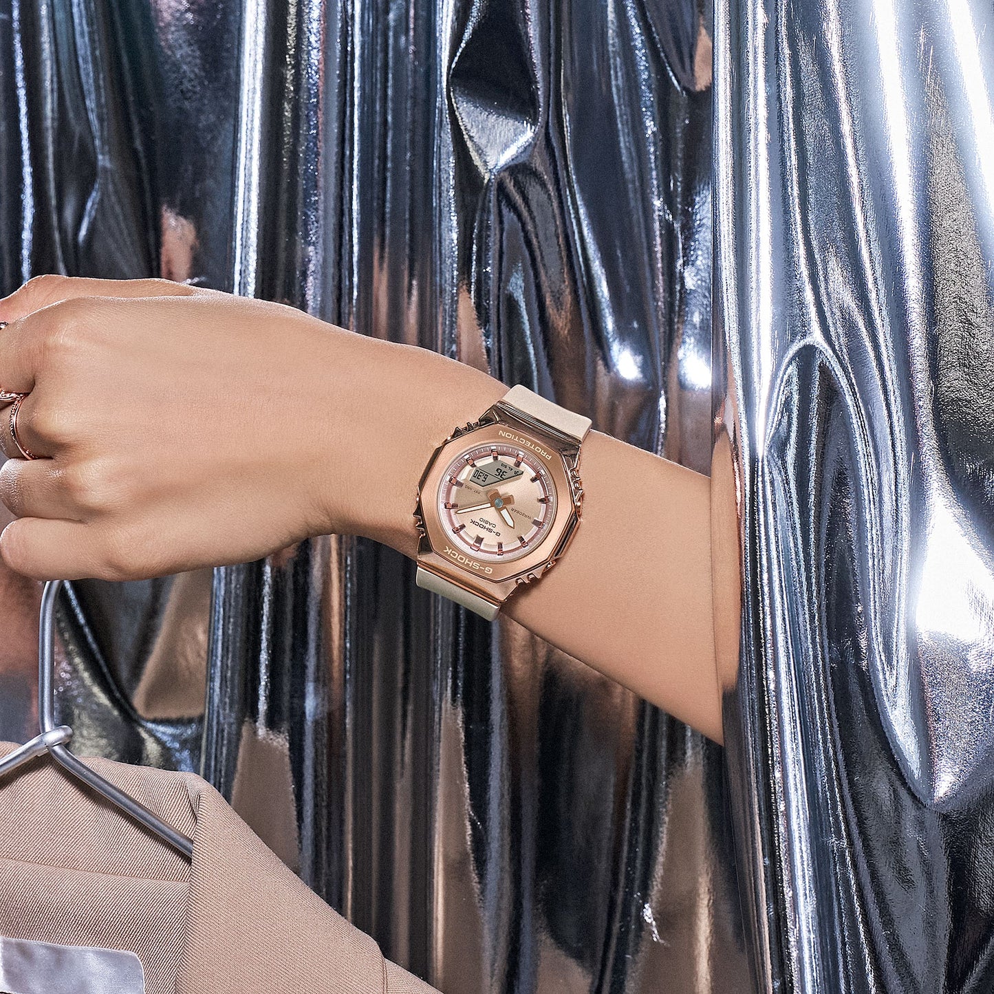 Casio GMS2110PG-4A | G-SHOCK ANALOG-DIGITAL Pink gold