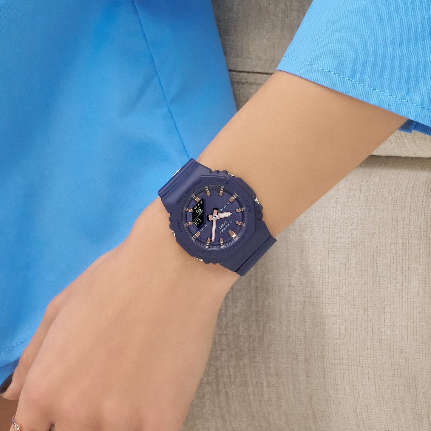 Casio GMAP2100M-2A | G-SHOCK ANALOG-DIGITAL Navy