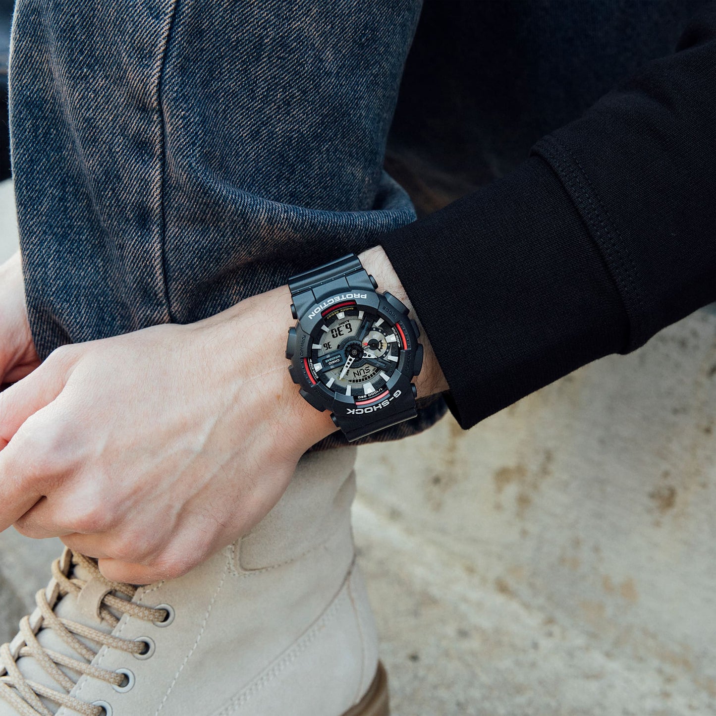 Casio GA110RL-1A | G-SHOCK ANALOG-DIGITAL Black