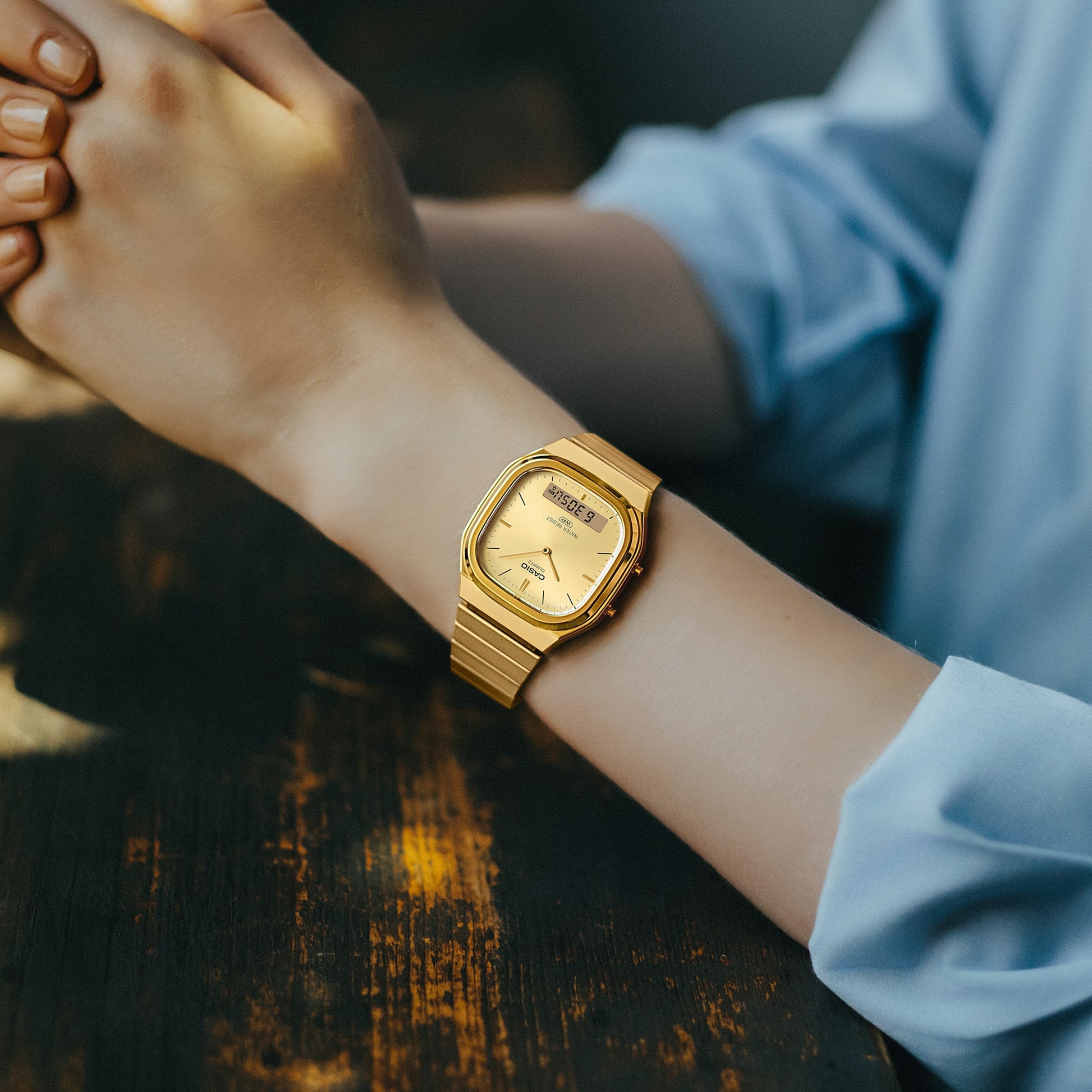 Casio AQ240EG-9A | Gold Casio Vintage Watch